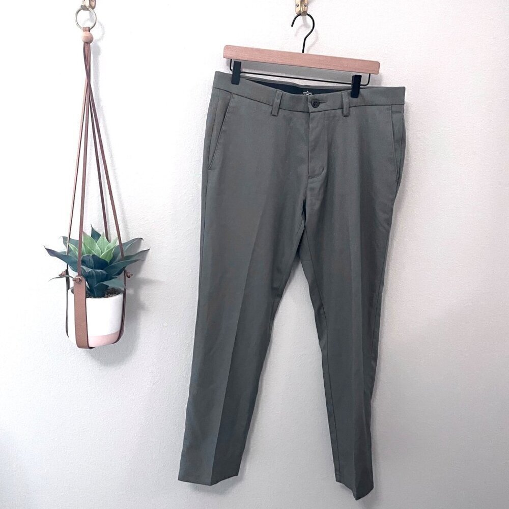 Haggar Grey Straight Leg Dress Pants 34x30